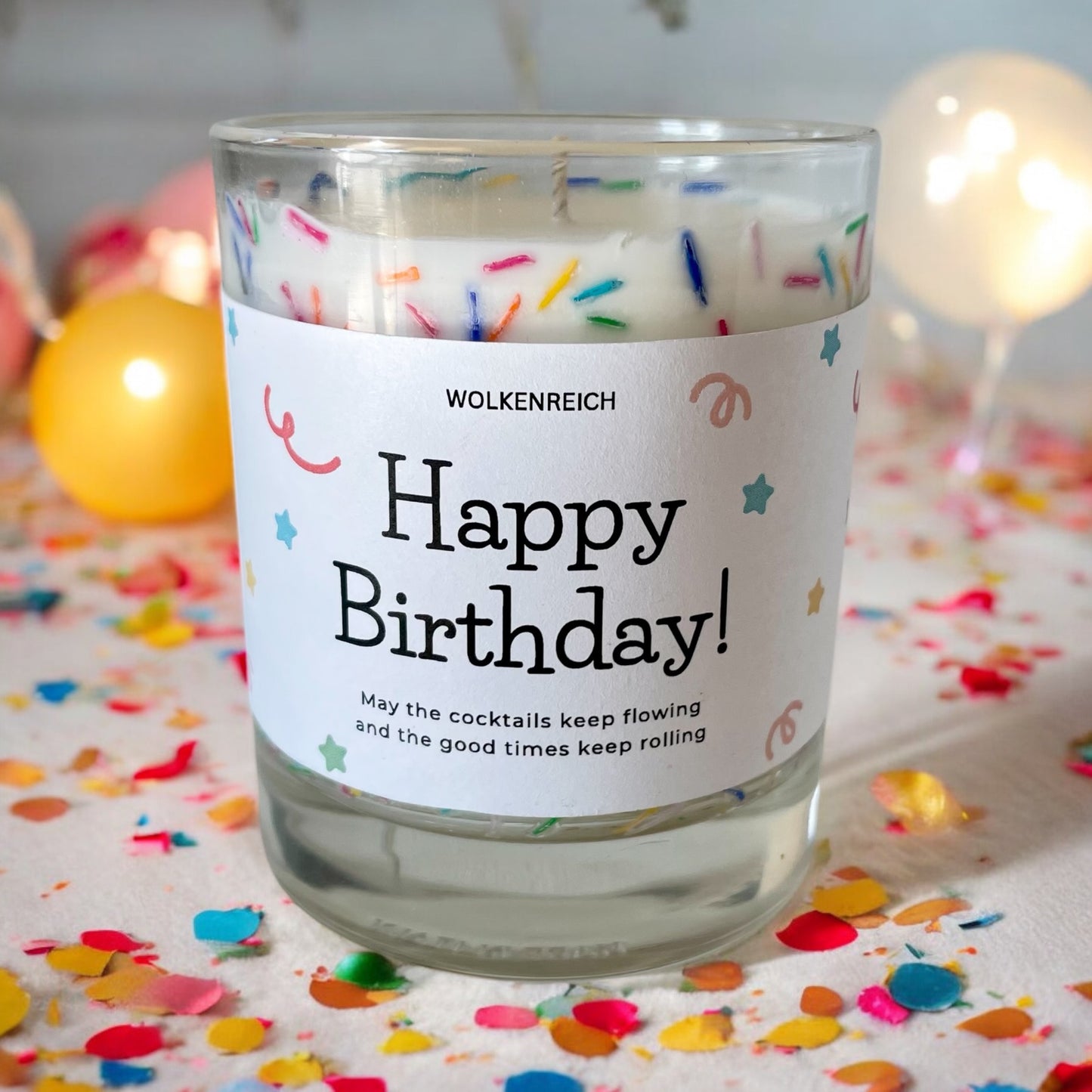 Happy Birthday Konfetti Duftkerze – Handgemacht aus Sojawachs, mit Duft nach Zitronenkuchen