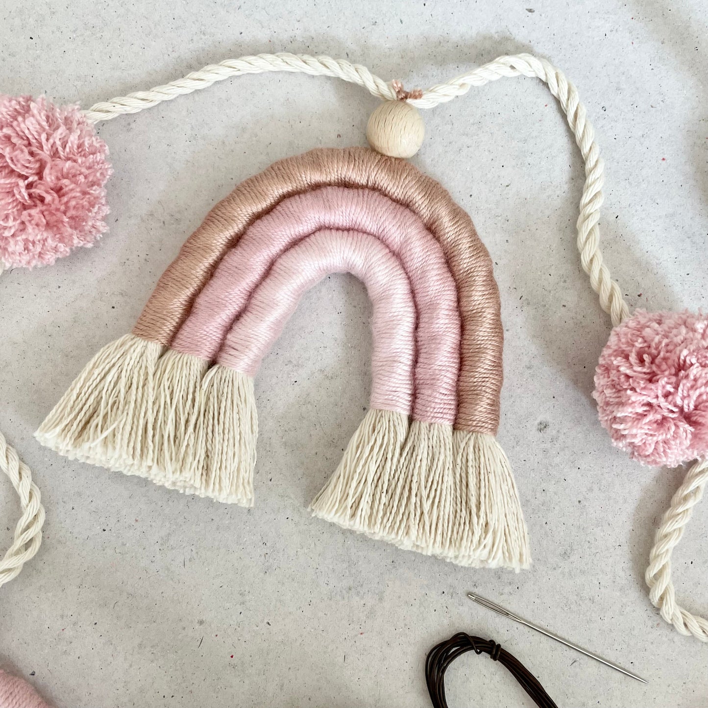 DIY Kit Makramee Boho Regenbogen-Girlande