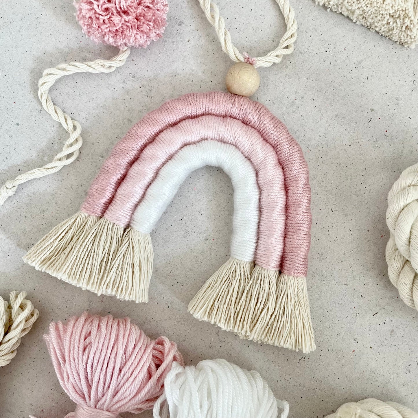DIY Kit Makramee Boho Regenbogen-Girlande