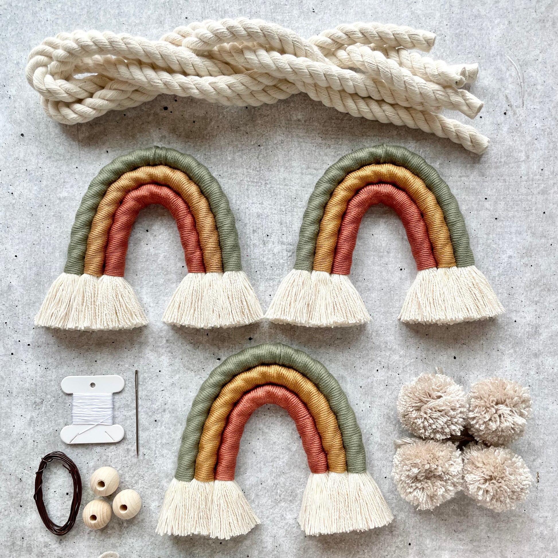 DIY Kit Makramee Regenbogen, Schritt-für-Schritt Anleitung inklusive, Babyparty