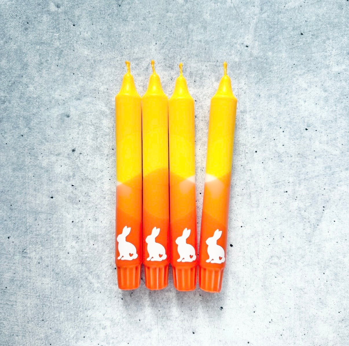 Dip Dye Kerzen | orange-gelb | Osterhase weiß | 4er Set
